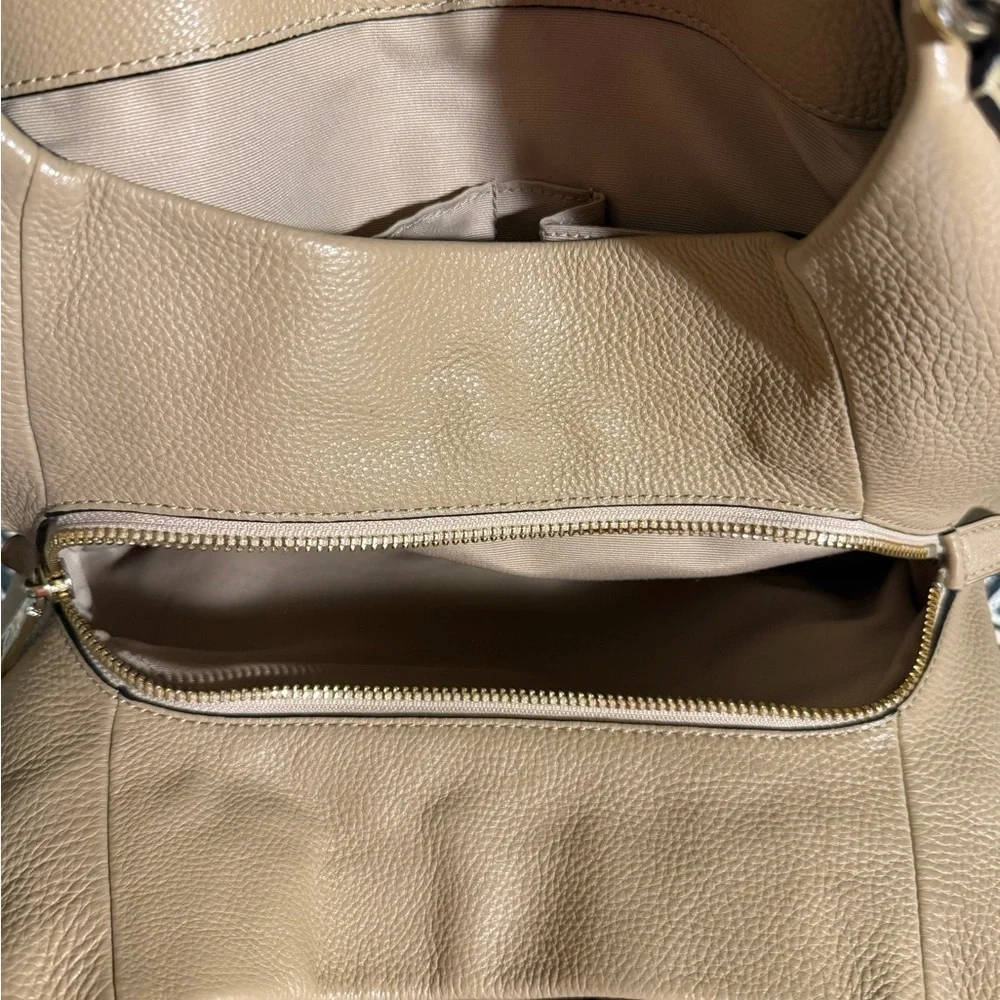 Coach Madison Phoebe Shoulder Bag